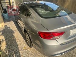 کرایسلەر 200